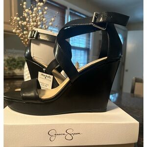 Black Jessica Simpson wedge sandals size 8 1/2